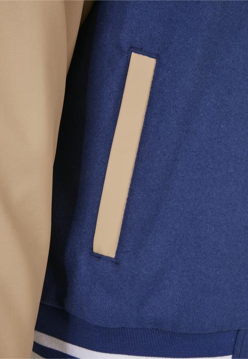 Actual product image Urban Classics Big U College Jacket (M)