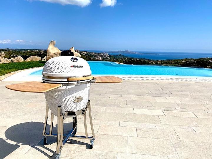 Actual product image BBQ Master Kamado XL White