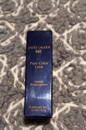 Produktbild Estée Lauder Pure Color Love Lipstick Cooled Chromed (Beam Me Glitter, Beam Me)