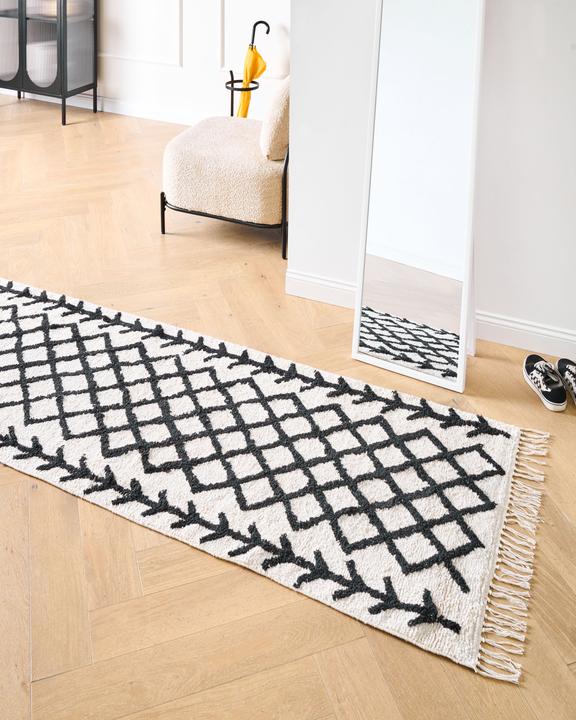 Actual product image Beliani Bozkir (230 x 80 cm)