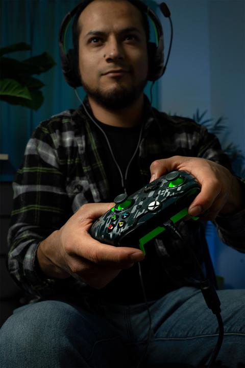 Image du produit PDP Wired Controller (PC, Xbox Series X, Xbox One X, Xbox Series S, Xbox One S)