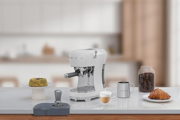 Image du produit Smeg ECF02WHEU