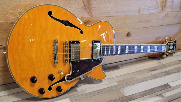 D'angelico Guitars Chitarra D & Aposangelico Excel SS XT Stopbar Vintage Natural Quilt Semi-Akestic (Daessxtqvnatgs) (Chitarra semi acustica, Palissandro (tastiera), Acero e noce (collo), Acero (top, fasce, fondo))