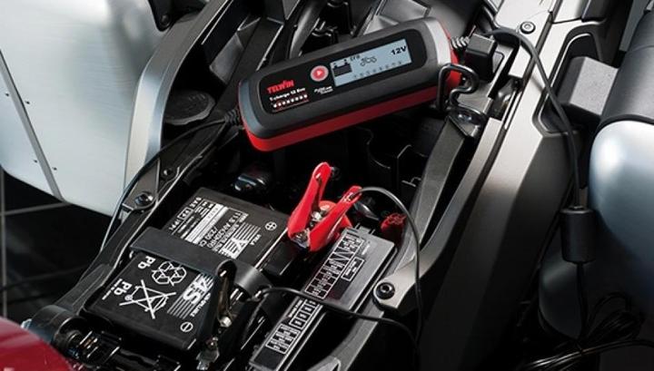 Actual product image Telwin T-Charge 12 Evo (12V, 4 A)