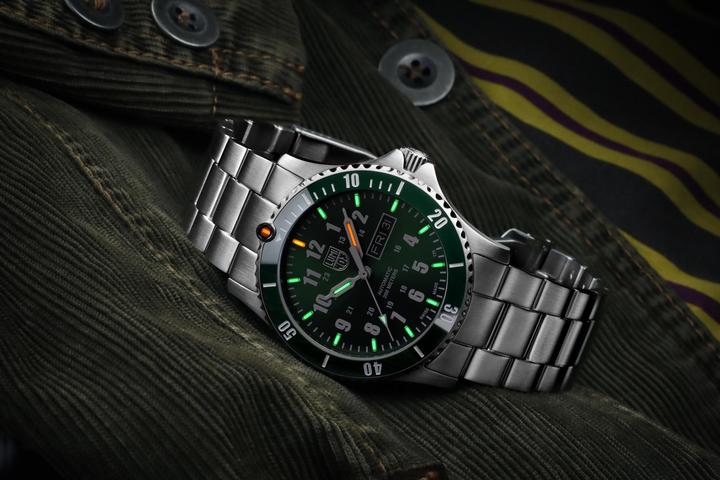 Actual product image Luminox Sport Timer Automatic 0920 Series (Swiss made, Rotating bezel left, 42 mm)