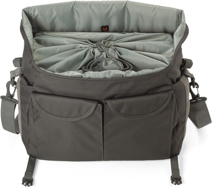 Actual product image Lowepro Nova Sport 35L AW Pepper Red (Camera shoulder bag)
