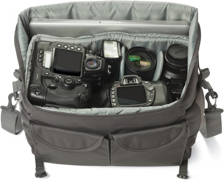 Actual product image Lowepro Nova Sport 35L AW Pepper Red (Camera shoulder bag)