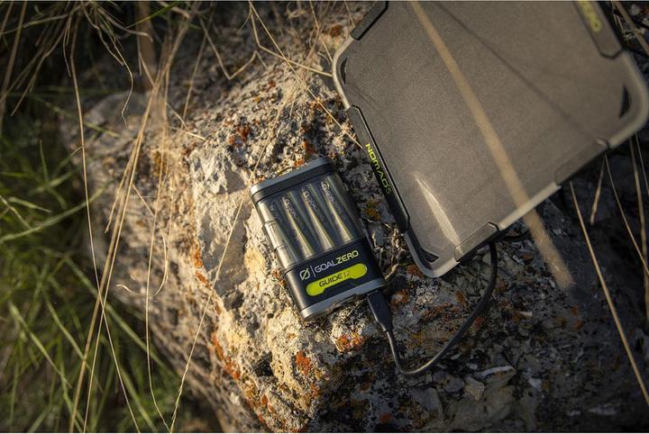Produktbild Goal Zero Powerbank Guide 12 + Nomad 5 Solarpanel (2500 mAh, 10 W, 12 Wh)