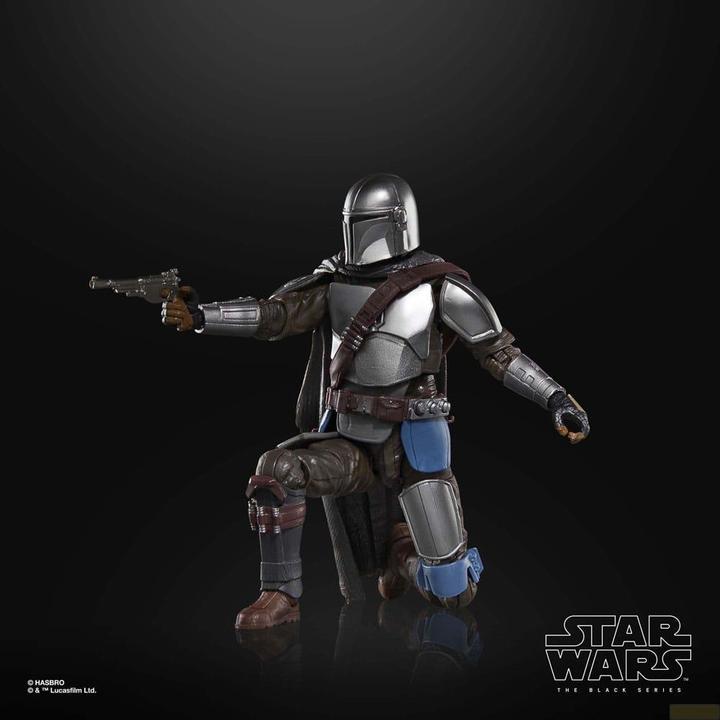 Actual product image Hasbro Star Wars: The Mandalorian Black Series The Mandalorian (Mines of Mandalore)