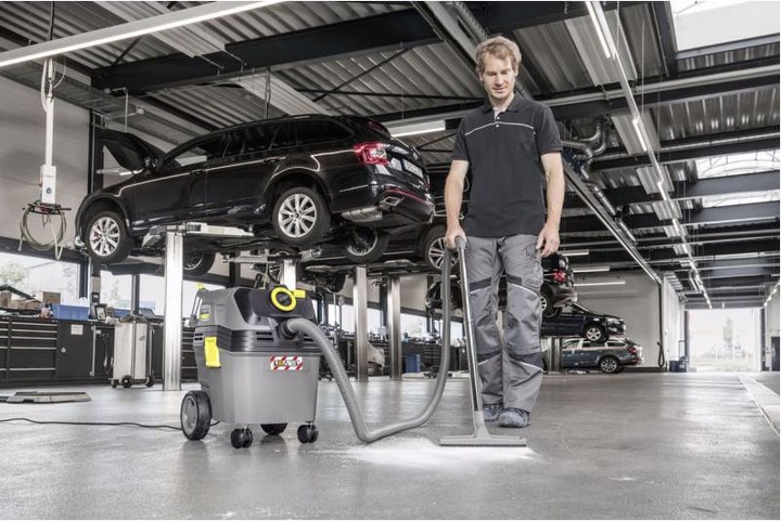 Immagine prodotto Kärcher Professional 30/1 Ap L (Aspirapolvere a umido e a secco)