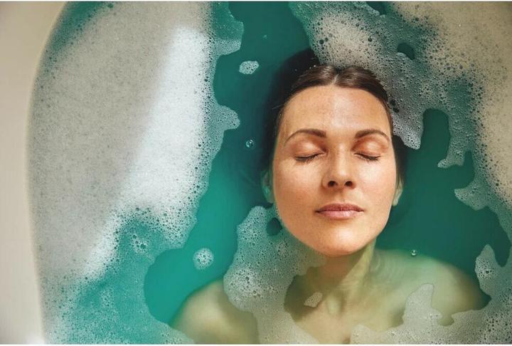 Produktbild Kneipp Goodbye Stress Bath Oil (Badeöl, 200 ml)