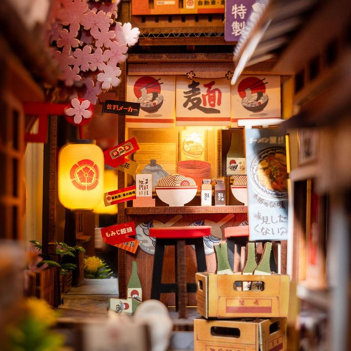 Produktbild Robotime Sakura's Weinstrasse, Modell Art: Book Nook