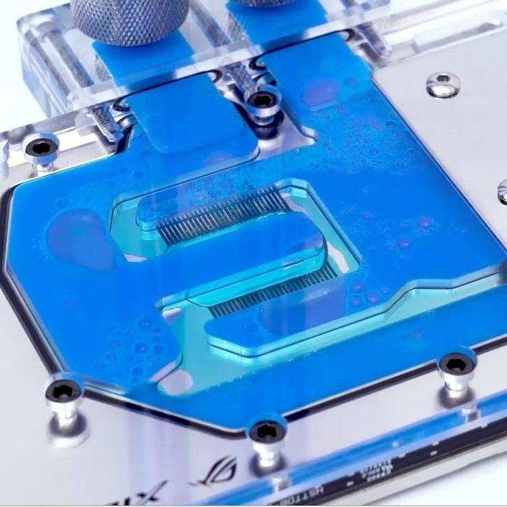 Actual product image Thermaltake P1000 Pastel coolant, 1000ml ready mix (1000 ml, Ready-mix)