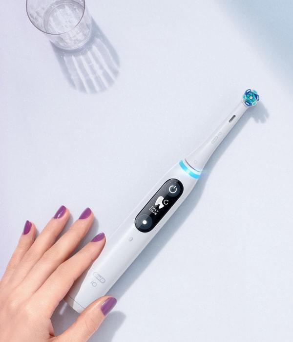 Produktbild Oral-B iO-Series 7 (Oszillierende Zahnbürste)