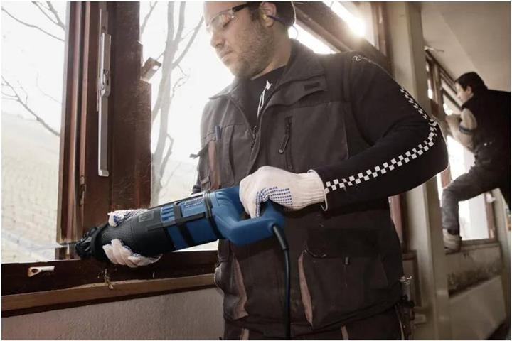 Produktbild Bosch Professional Säbelsäge GSA 1300 PCE