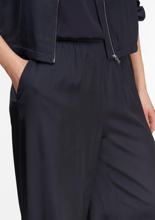 Produktbild Comma Easy Pull-On-Satin-Wide-Leg-Hose (44)