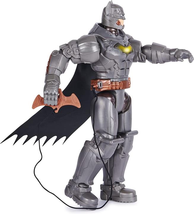 Actual product image Spin Master Batman Deluxe with punch and throw function 30cm