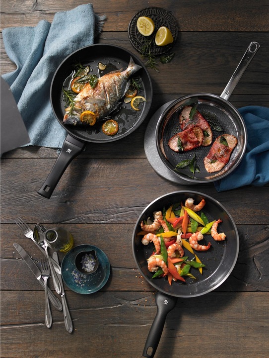 Actual product image WMF PermaDur Premium (28 cm, Frying pan, Cast aluminium)