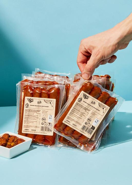 Produktbild KoRo Veganes Bio-Erzeugnis nach Art einer Bratwurst, auf Basis von Seitan, grob (2760 g)