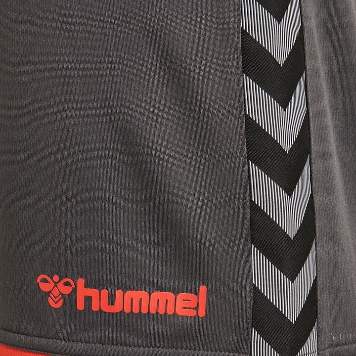 Actual product image hummel Authentic Poly Shorts Woman (XL)