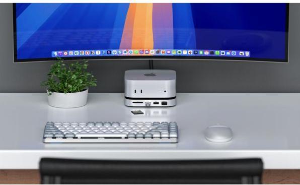 Actual product image Satechi Mac Mini M4 Stand & Hub with SSD Enclosure (USB-C, 5 Ports)