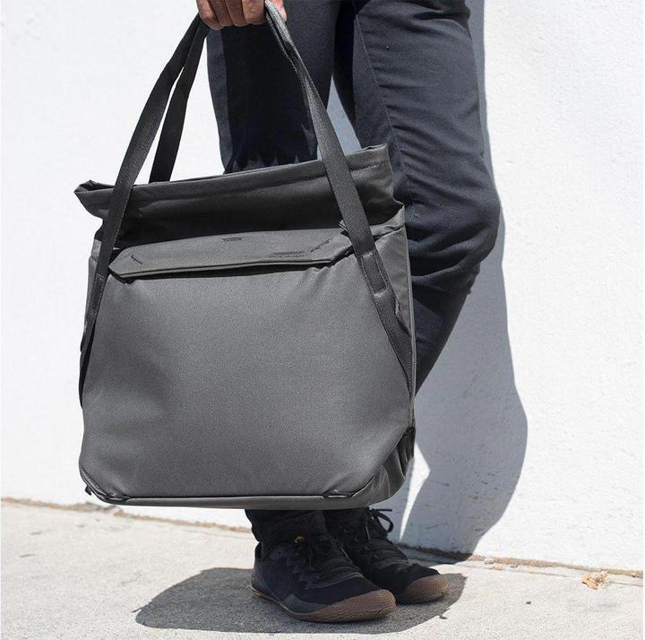 Immagine prodotto Peak Design Everyday Tote (Borsa a tracolla per fotocamera, 15 l)