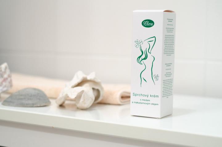 Actual product image Pleva Shower cream with honey and macadamia oil
