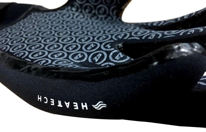 Actual product image Mizuno Neoprene Swim Gloves (M)