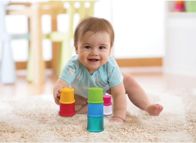 Produktbild Besttoy Stapelbecher bunt - 8tlg.