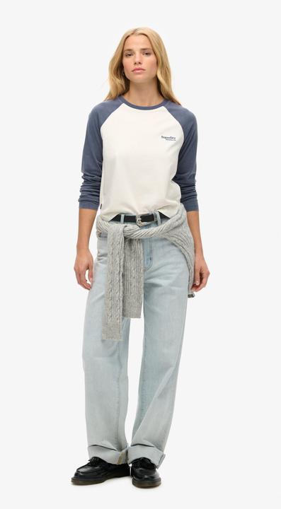 Actual product image Superdry Essential Logo Baseball Top (10XL)