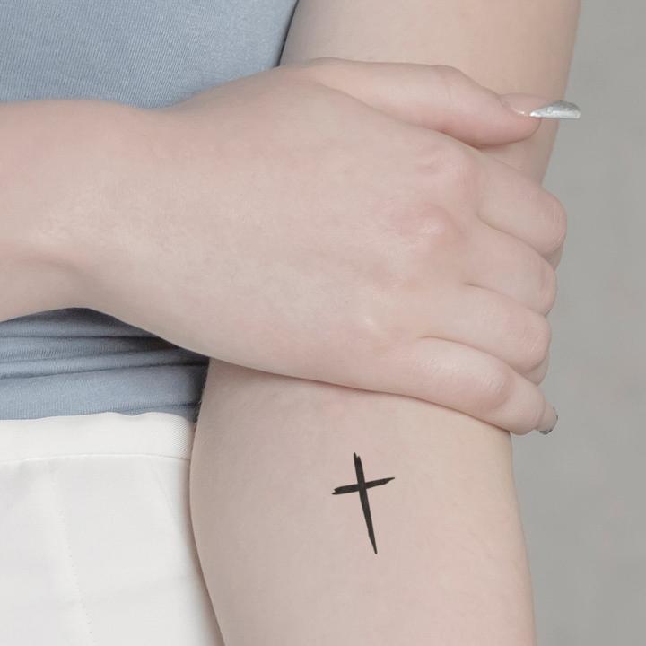 Produktbild minink Temporäres Tattoo – Kreuz ausgefüllt