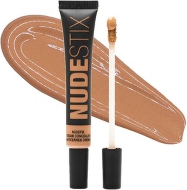 8, Nude 8