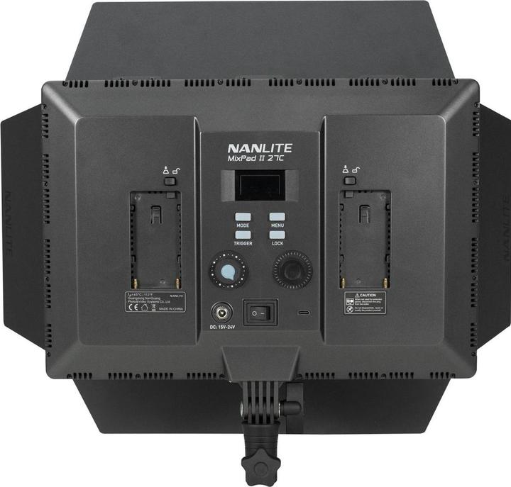 Produktbild Nanlite Barndoor w/ Softbox And Eggcrate Grid (Mixpad II 27C) (NL-BD-MPII27C) (Softbox)