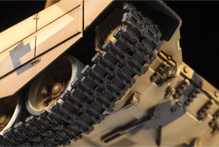 Actual product image 1:35 Russian main battle tank