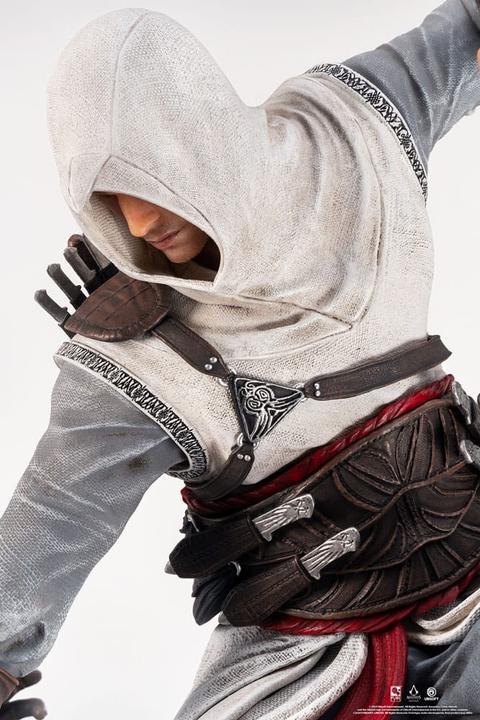 Actual product image Pure Arts Assassin's Creed Statue 1/6 Hunt for the Nine Scale Diorama 44 cm