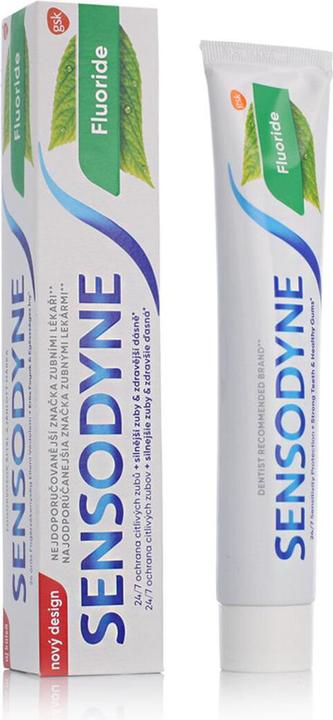 Produktbild Sensodyne Fluoride Toothpaste (75 ml)