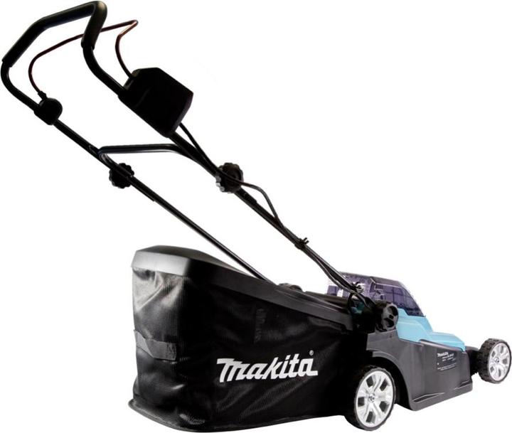 Actual product image Makita DLM432PT2 Cordless lawn mower 2X18V, 43cm, 2X5.0Ah Li-Ion DC18RD, 3 (Rechargeable battery operated)