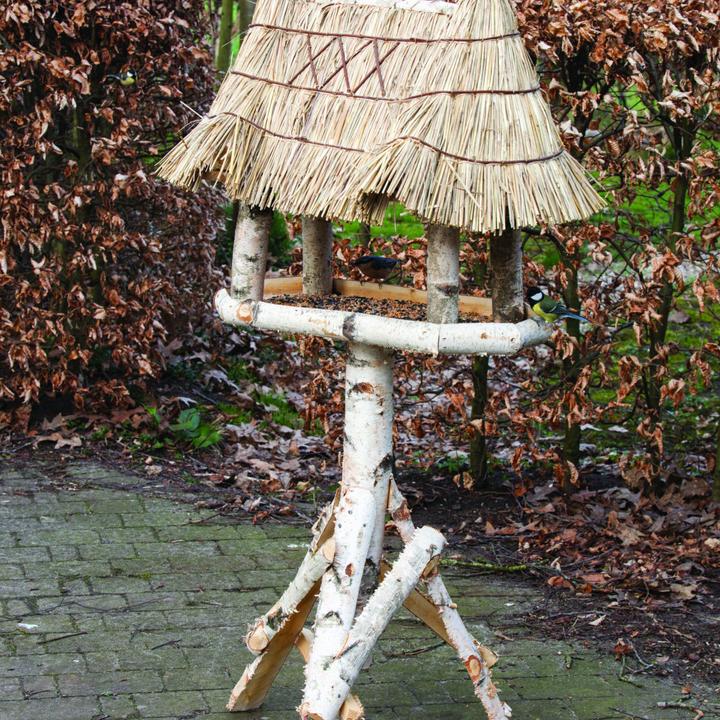 Produktbild Esschert Design Futterhaus Birke auf Ständer L