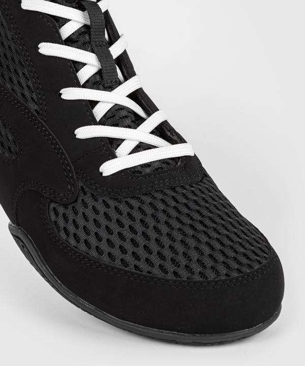 Actual product image Venum Contender Boxing Shoes - Black/White (44)