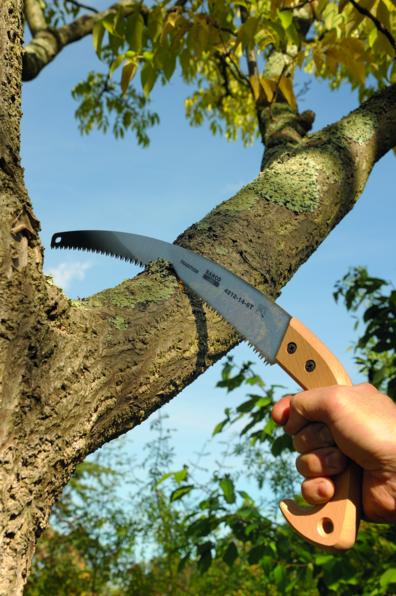 Produktbild Bahco Astsäge mit nachschärfbaren Zahnspitzen und Holzgriff, 6 ZpZ, 14"