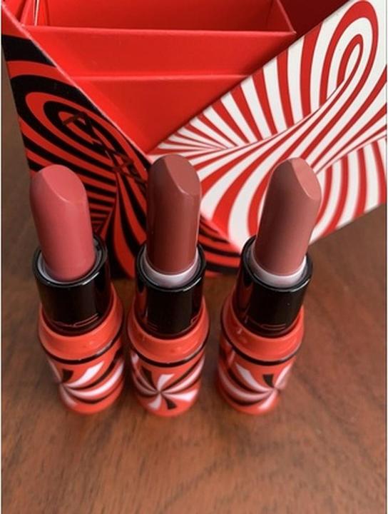 Produktbild MAC Cosmetics Tiny Trick Mini Lipstick Trio Weihnachts- Set (Neutral)