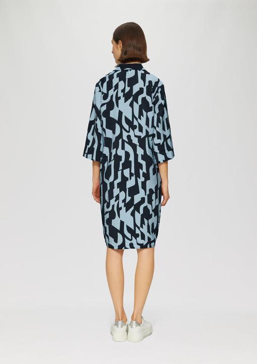 Produktbild S.Oliver Kleid Strukturiertes Kleid aus Viskosemix mit Eingrifftaschen (34)