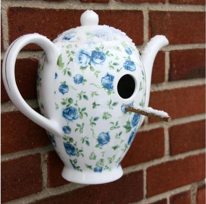 Produktbild Esschert Design Nistkasten Kaffeekanne, assortiert