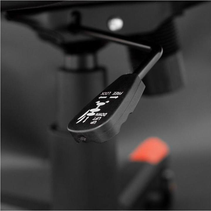 Image du produit White Shark Dervish Chaise de jeu, Noir-Rouge