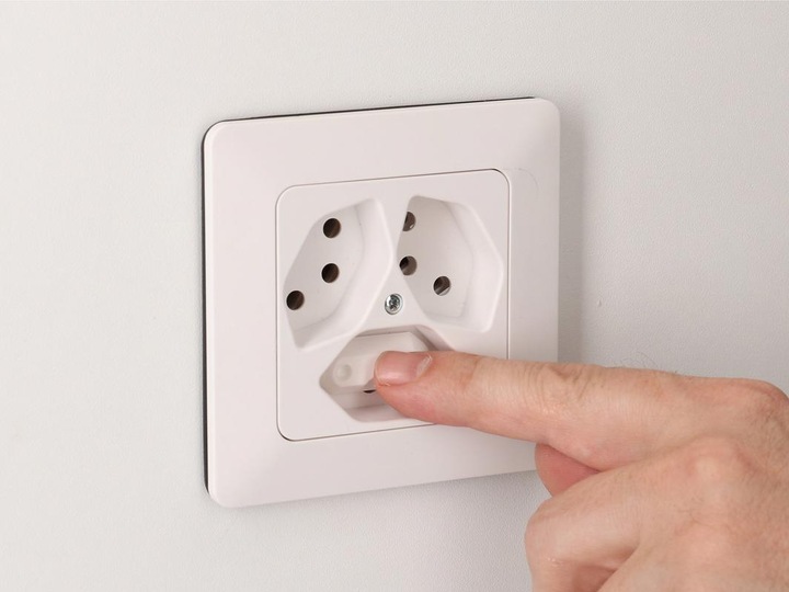 Actual product image Max Hauri Socket protector