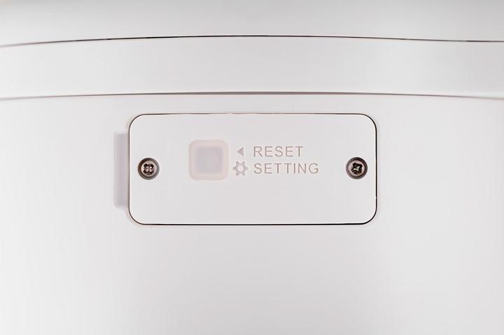 Actual product image Hikvision 4 MP 4x Zoom IR Mini PT Dome (2560 x 1440 Pixels)