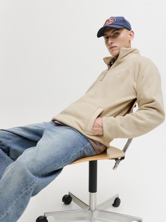 Produktbild Jack & Jones Fleece Sweatshirt Fleece Sweatshirt (M)