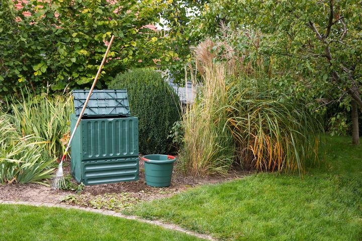 Actual product image Garantia Closed quick composter (400 l)