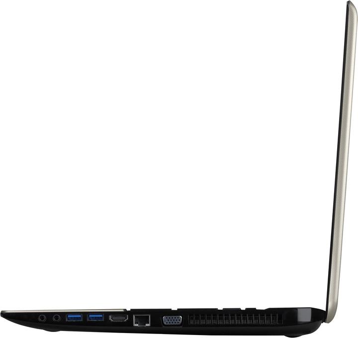 Actual product image Toshiba Satellite L70-A-13C (17.30", 8 GB, CH, Intel Core i7-4700MQ)