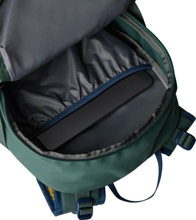 Actual product image North Face Basin 24 Liter Daypack (24 l)
